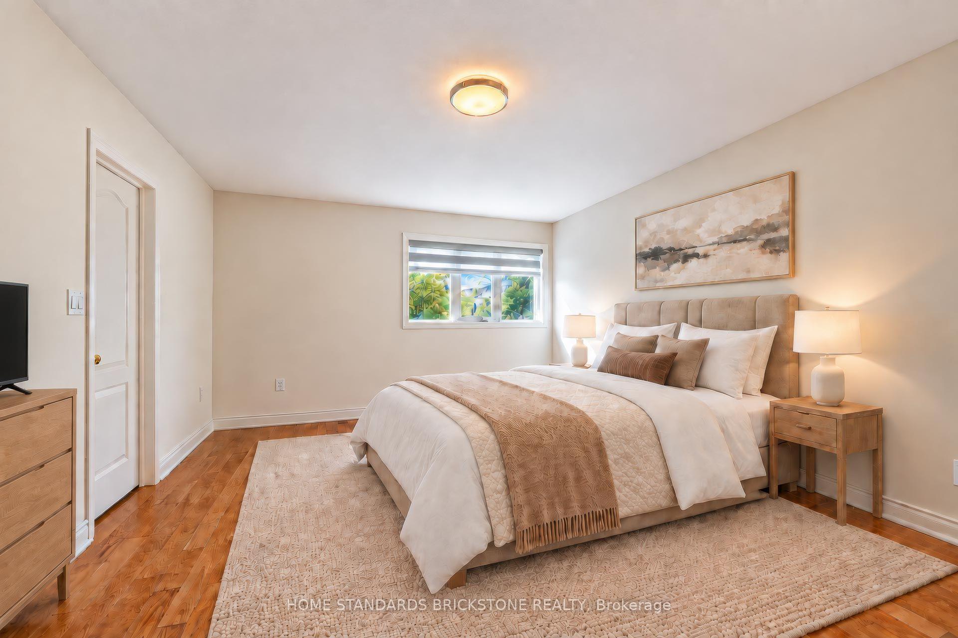 Photo 24 of 46 Monastery Lane, Scarborough, Clairlea-Birchmount — HOMEH