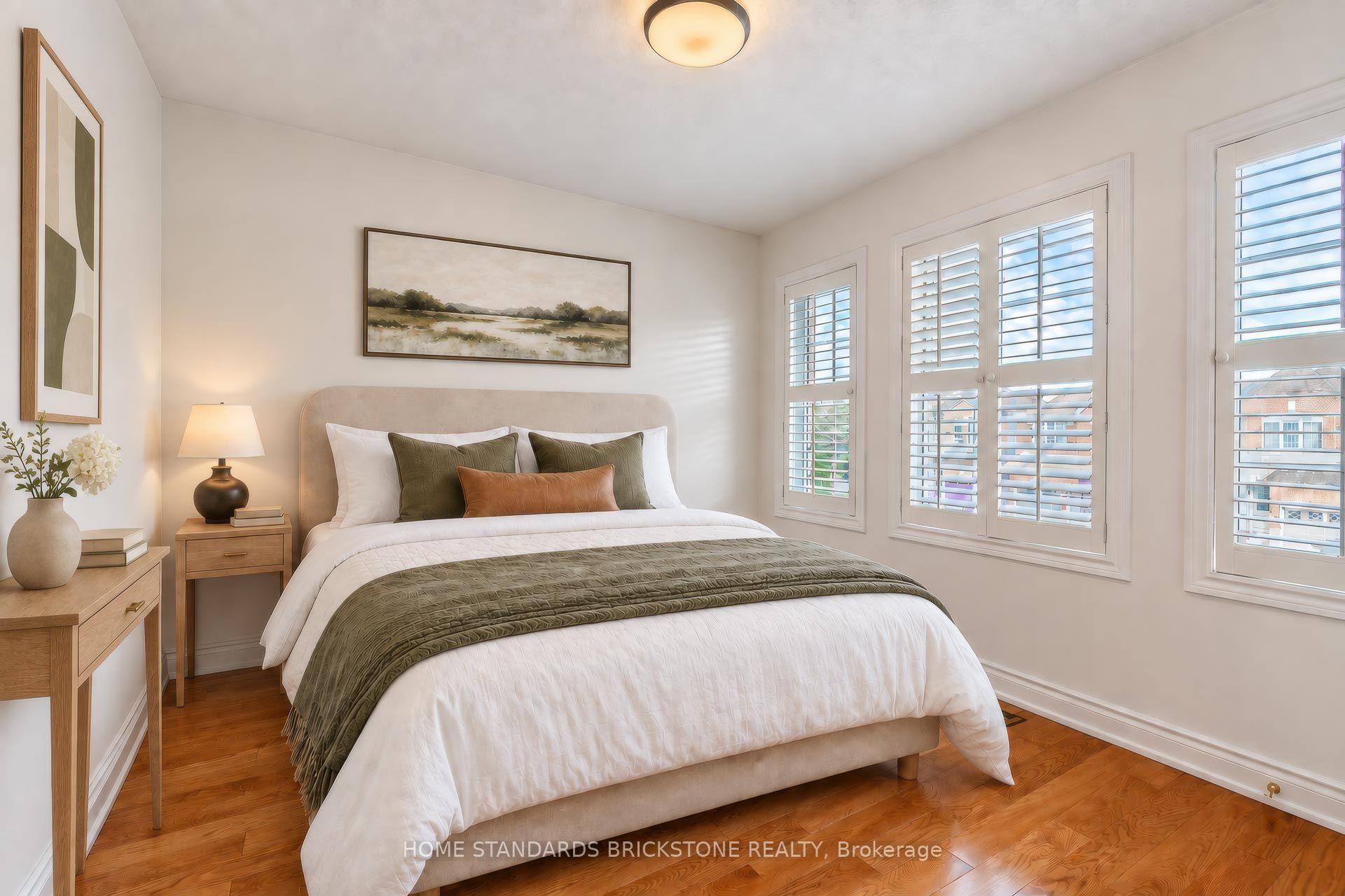 Photo 34 of 46 Monastery Lane, Scarborough, Clairlea-Birchmount — HOMEH