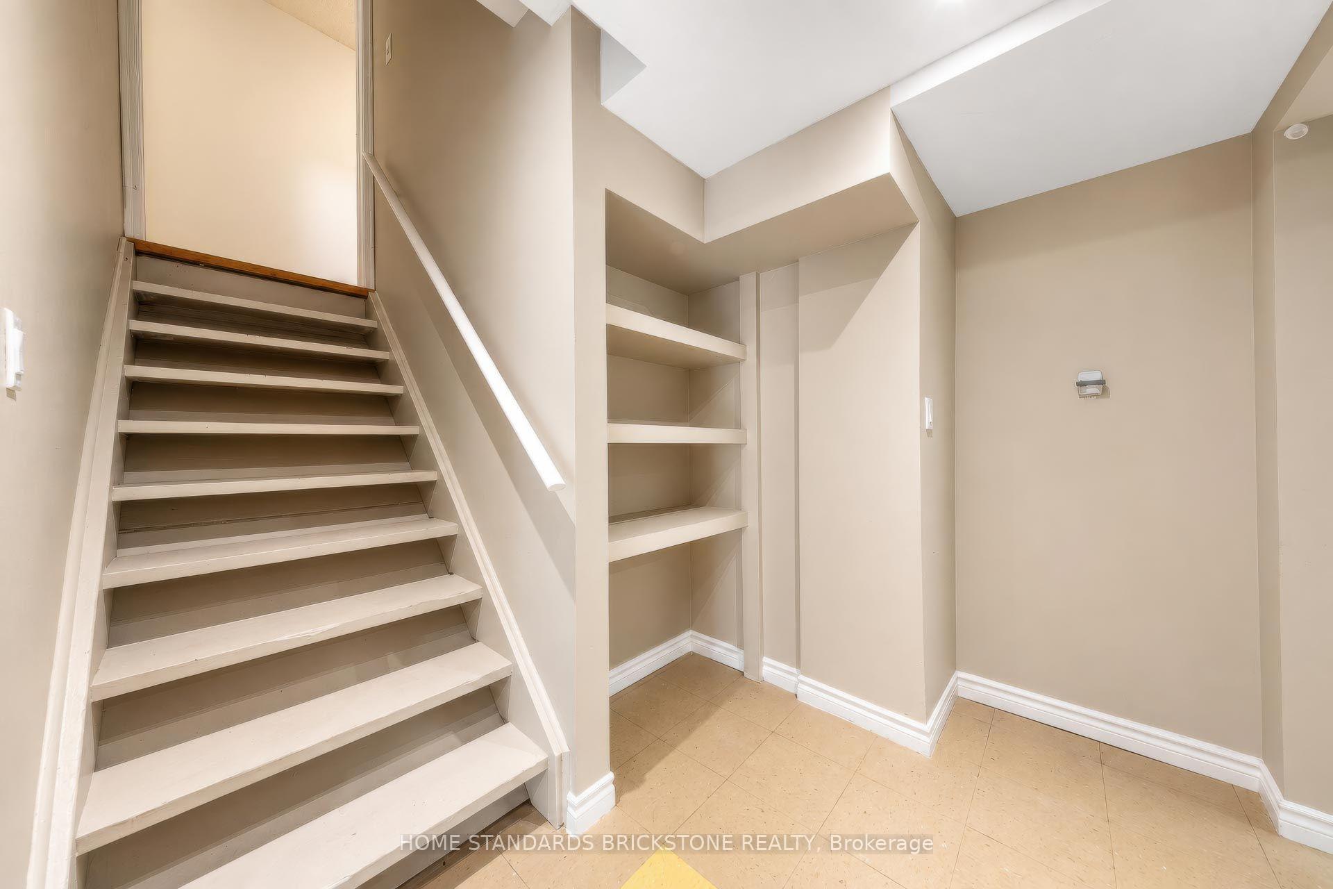 Photo 36 of 46 Monastery Lane, Scarborough, Clairlea-Birchmount — HOMEH