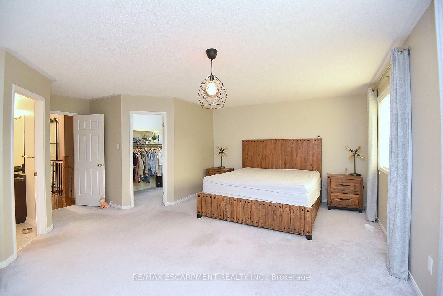 Photo 28 of 22 Moore Crescent, Hamilton, Ancaster — HOMEH