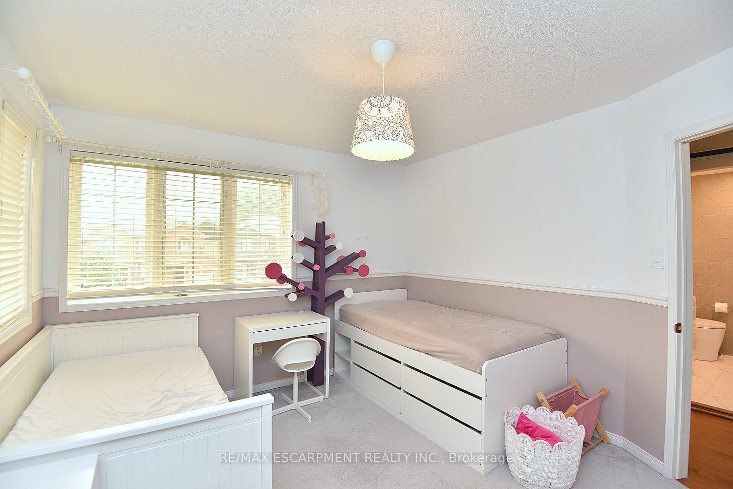 Photo 36 of 22 Moore Crescent, Hamilton, Ancaster — HOMEH
