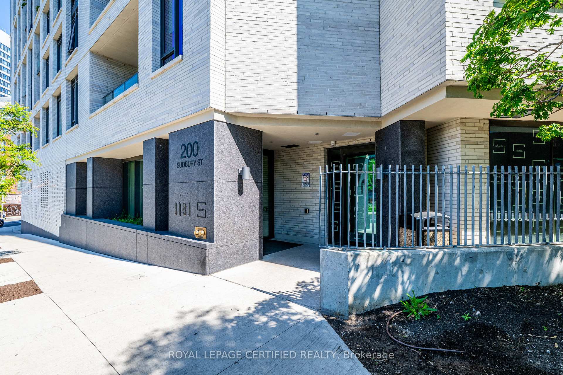 Photo 24 of Unit 411, 200 Sudbury Street, Toronto, Little Portugal — HOMEH