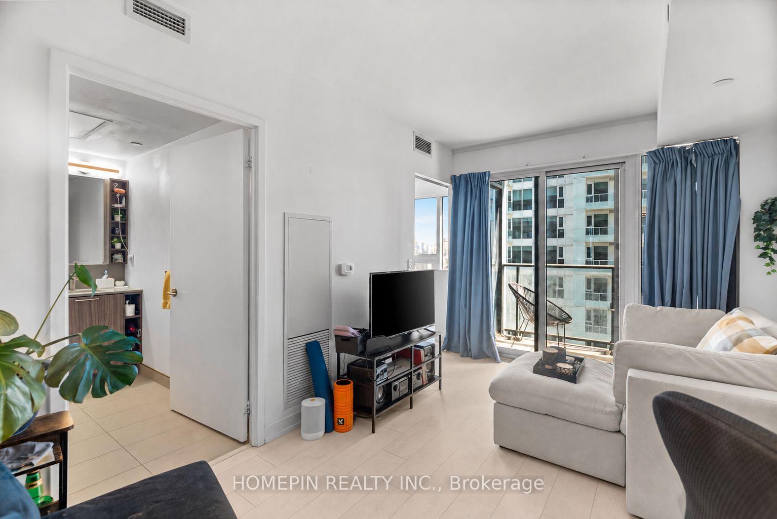 Photo 5 of Unit 3001, 19 Western Battery Road, Toronto, Niagara — HOMEH