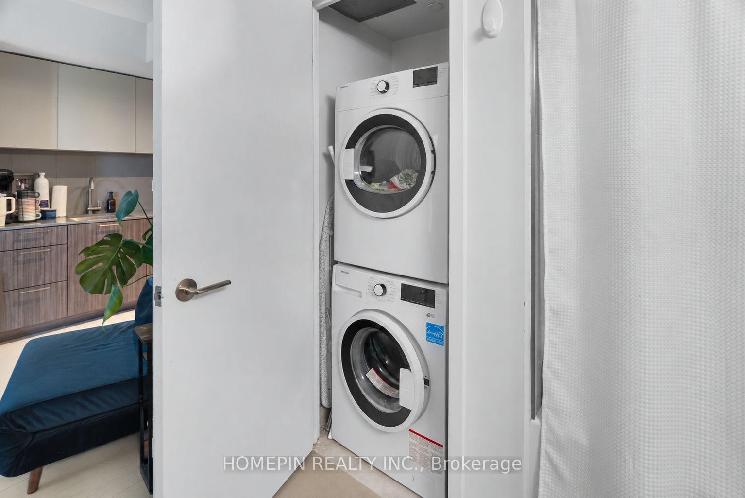Photo 7 of Unit 3001, 19 Western Battery Road, Toronto, Niagara — HOMEH