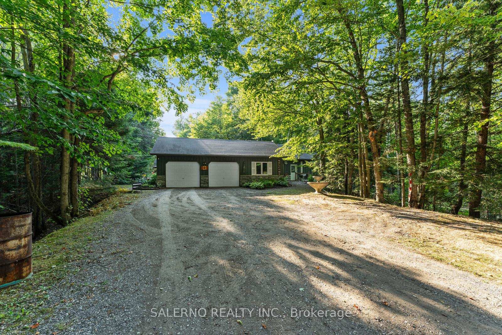 Photo 7 of 3992 Penetanguishene Road, Springwater, Hillsdale — HOMEH