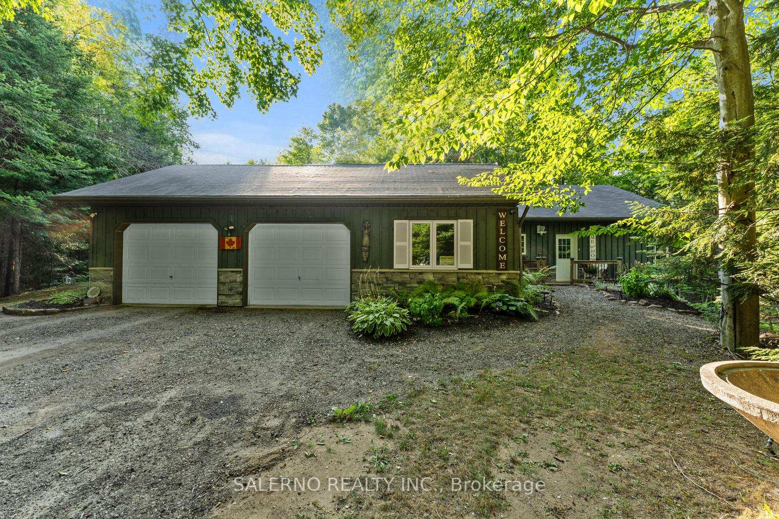 Photo 8 of 3992 Penetanguishene Road, Springwater, Hillsdale — HOMEH