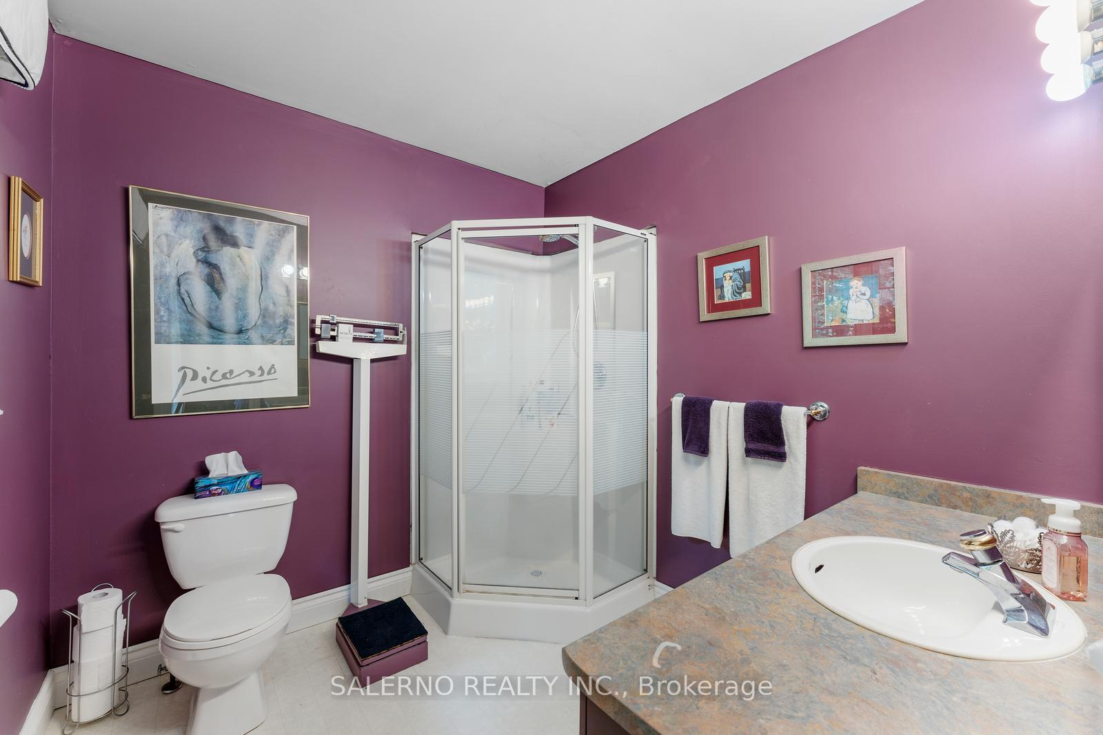 Photo 36 of 3992 Penetanguishene Road, Springwater, Hillsdale — HOMEH