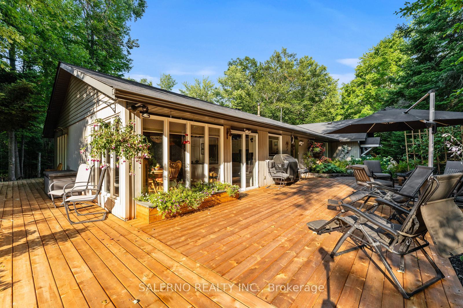 Photo 43 of 3992 Penetanguishene Road, Springwater, Hillsdale — HOMEH