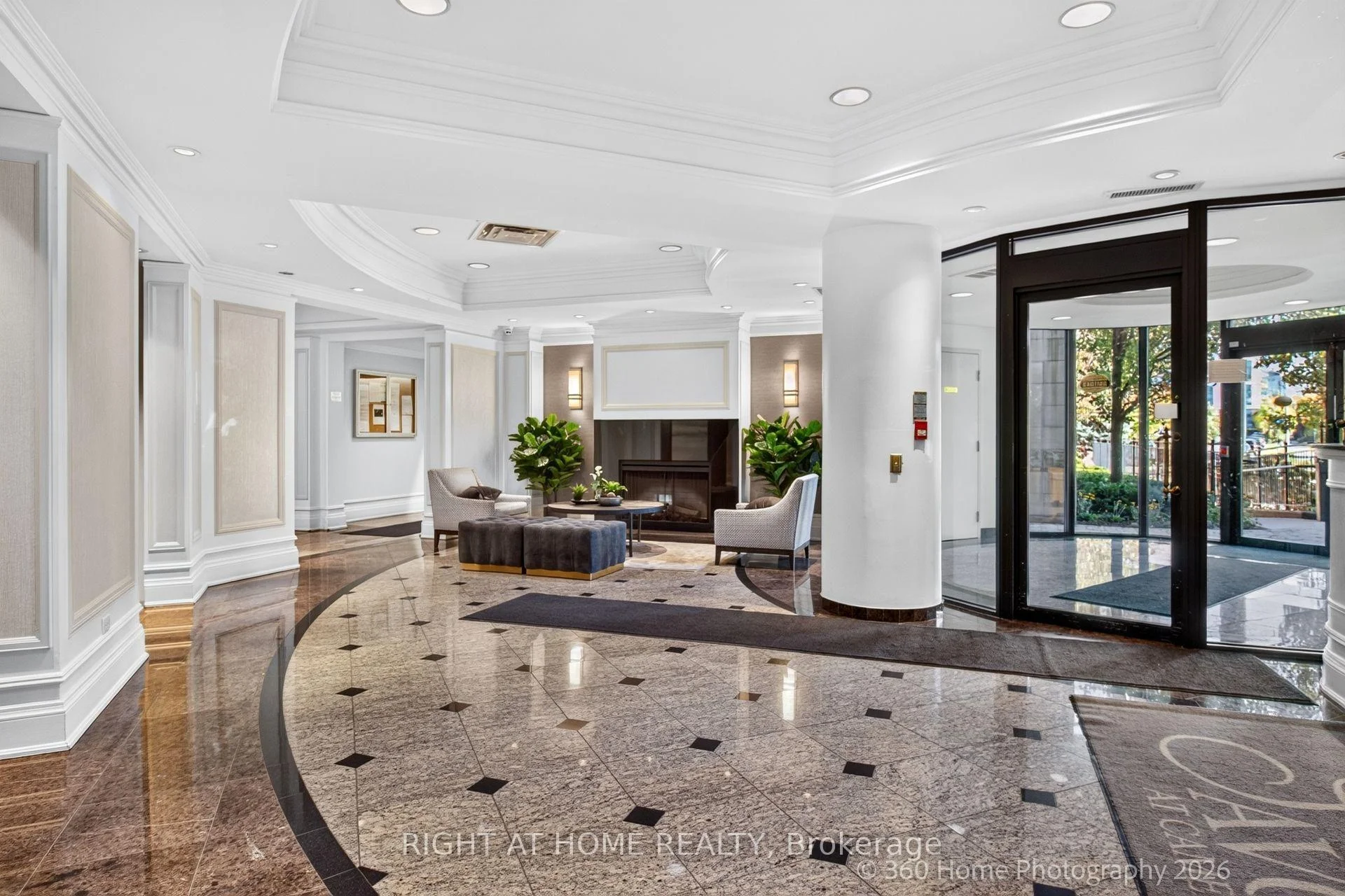 Photo 6 of Unit PH2, 16 Dallimore Circle, North York, Banbury-Don Mills — HOMEH
