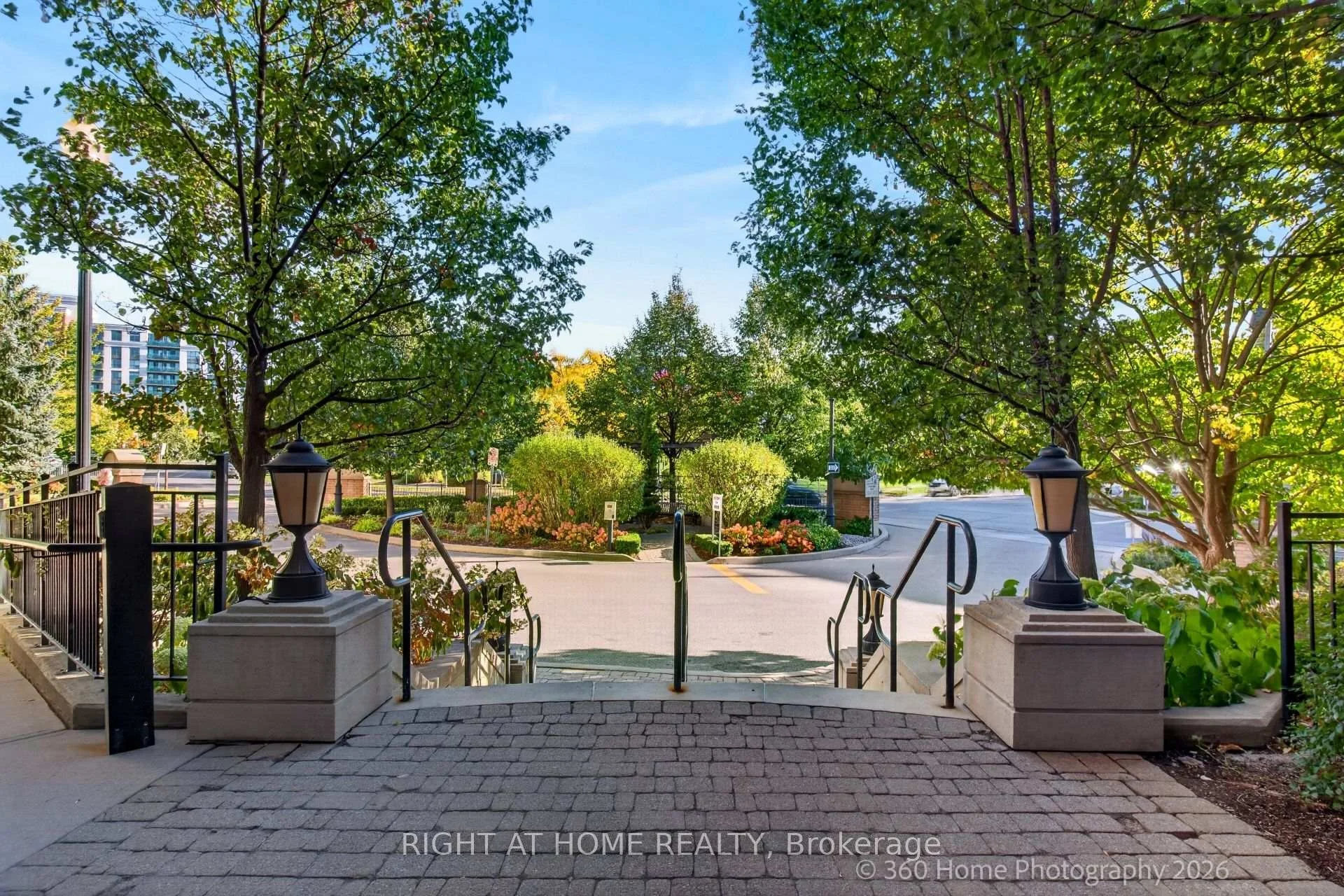 Photo 25 of Unit PH2, 16 Dallimore Circle, North York, Banbury-Don Mills — HOMEH