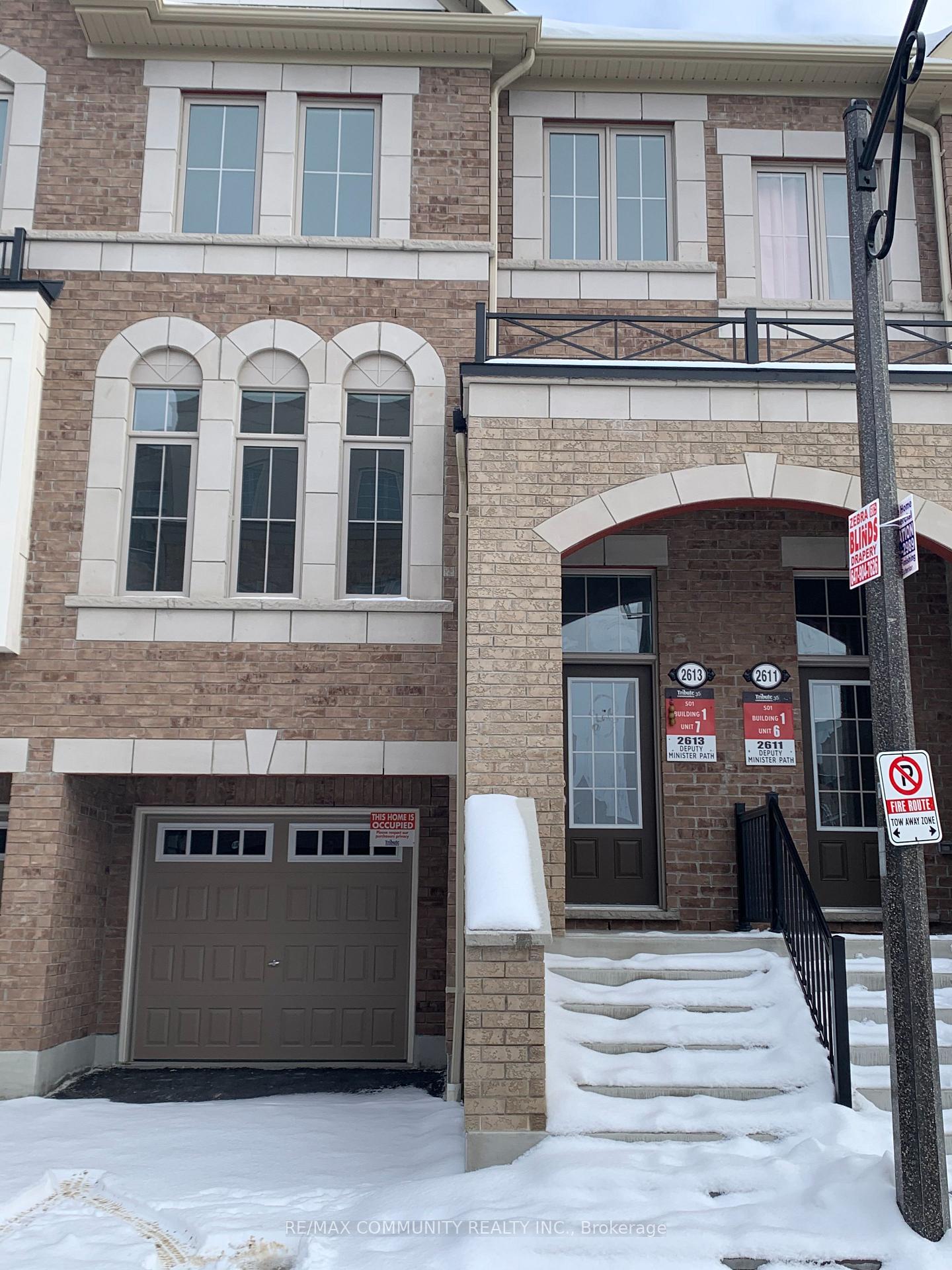 Photo of 2613 Deputy Minister Path Avenue