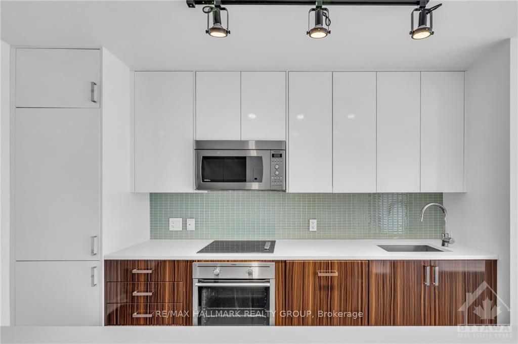 Photo 8 of Unit 605, 300 Lisgar Street, Ottawa, Ottawa Centre — HOMEH