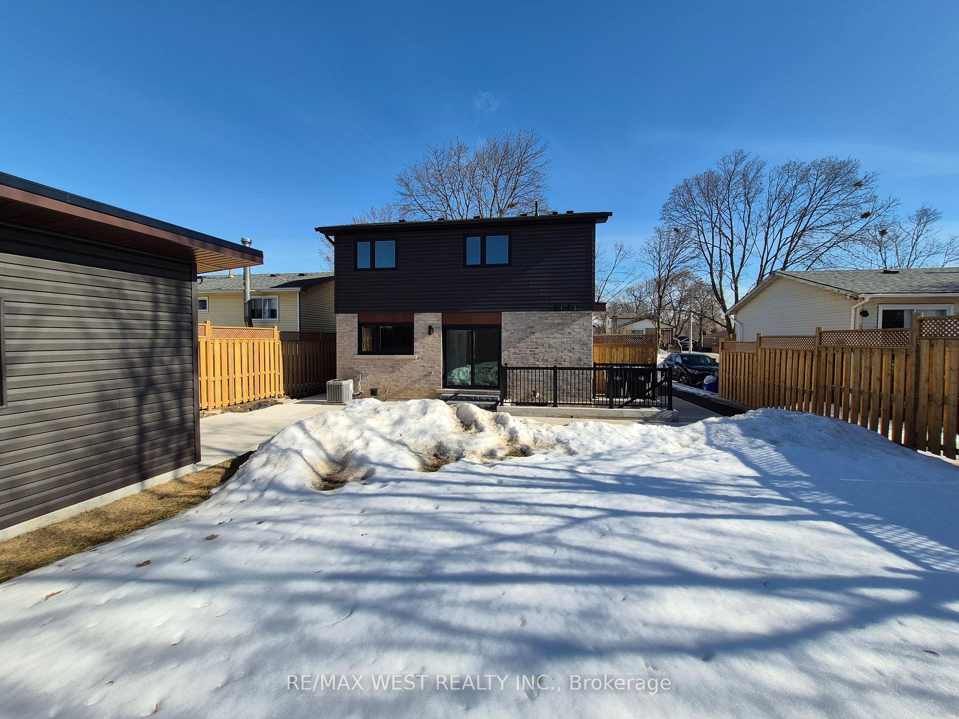 Photo 18 of 101 Seaborn Road, Brampton, Madoc — HOMEH