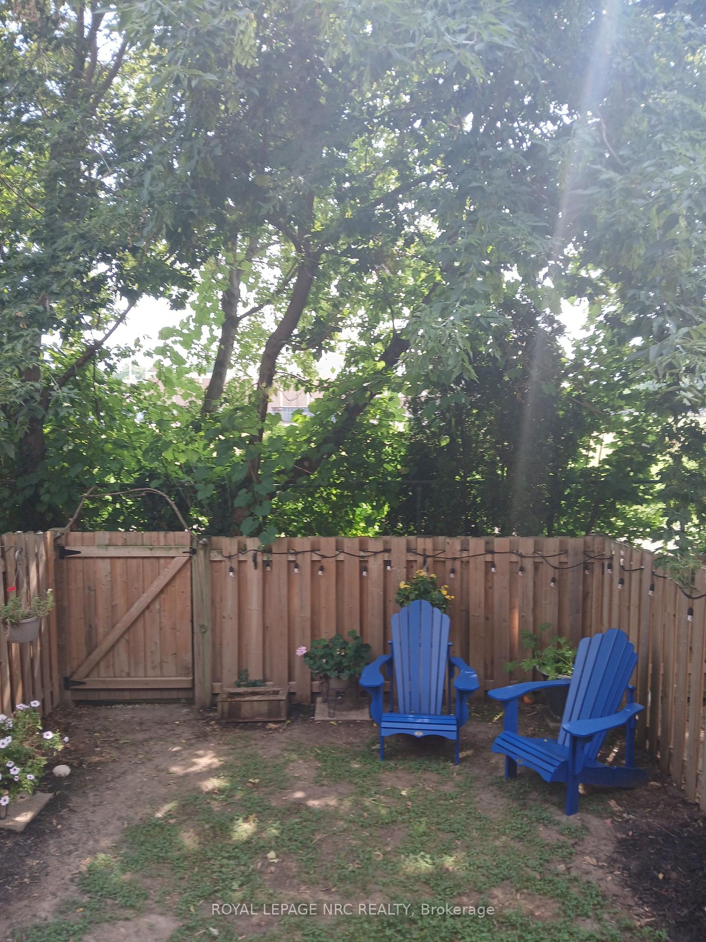 Photo 3 of Unit 31, 302 Vine Street, St. Catharines, Carlton/Bunting — HOMEH