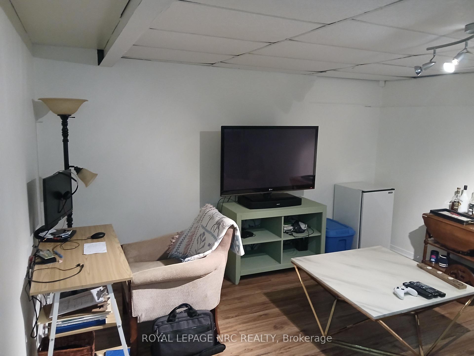 Photo 10 of Unit 31, 302 Vine Street, St. Catharines, Carlton/Bunting — HOMEH