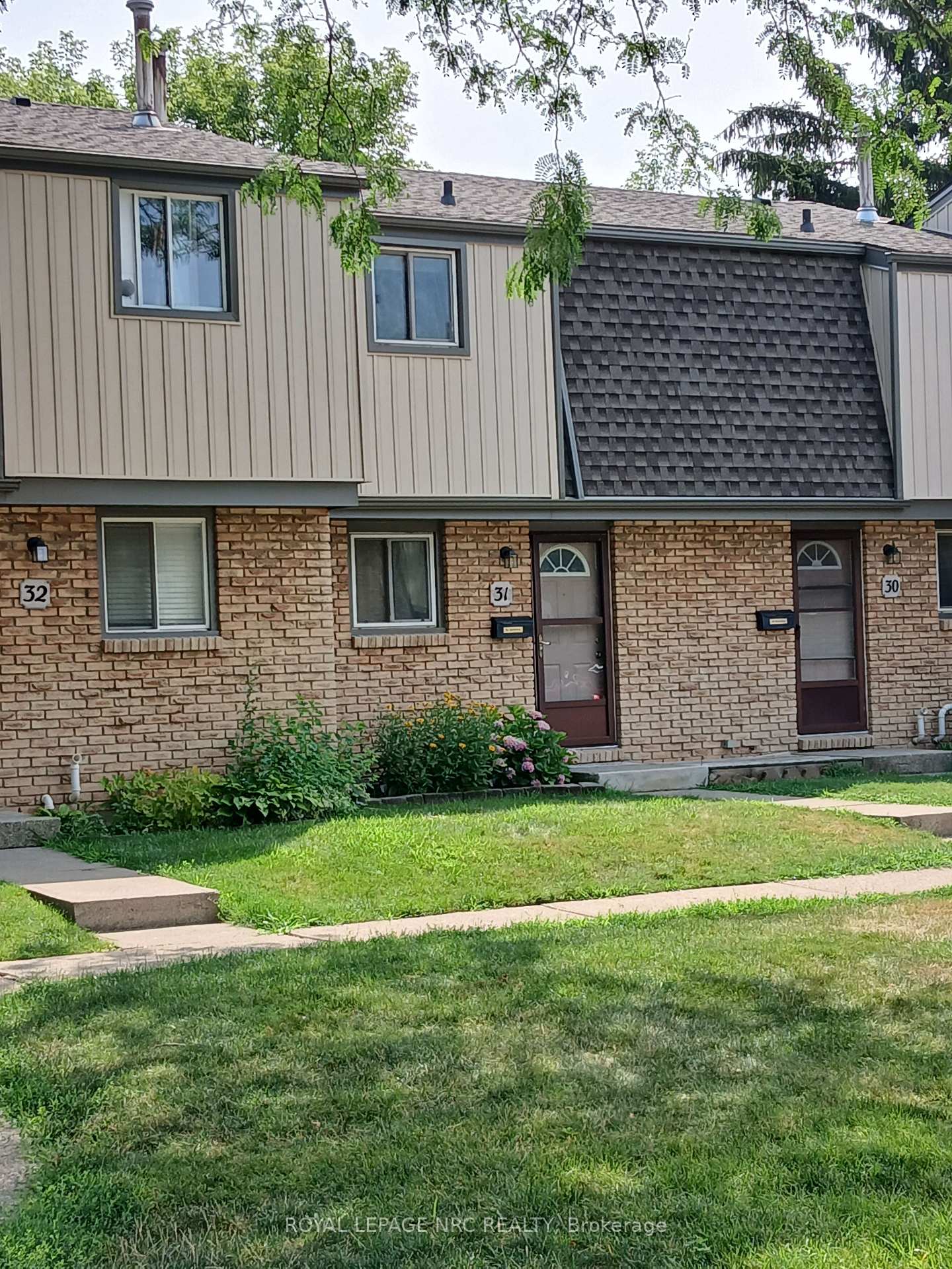 Photo 12 of Unit 31, 302 Vine Street, St. Catharines, Carlton/Bunting — HOMEH