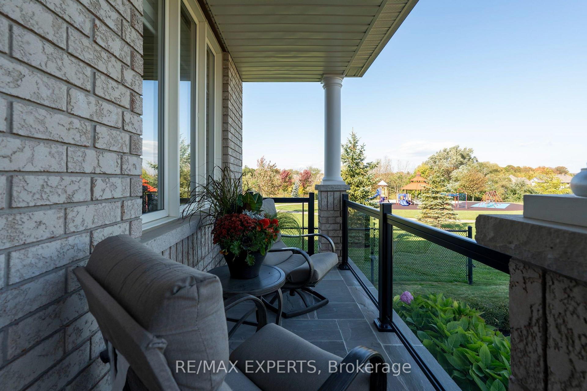 Photo 4 of 16 Thomas Noble Court, King, Nobleton — HOMEH