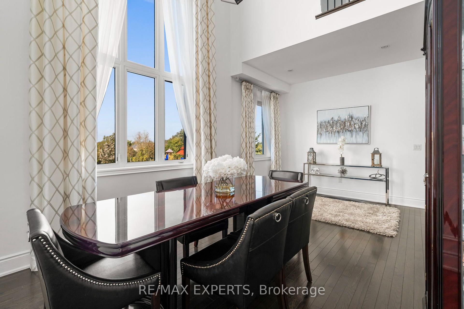 Photo 12 of 16 Thomas Noble Court, King, Nobleton — HOMEH