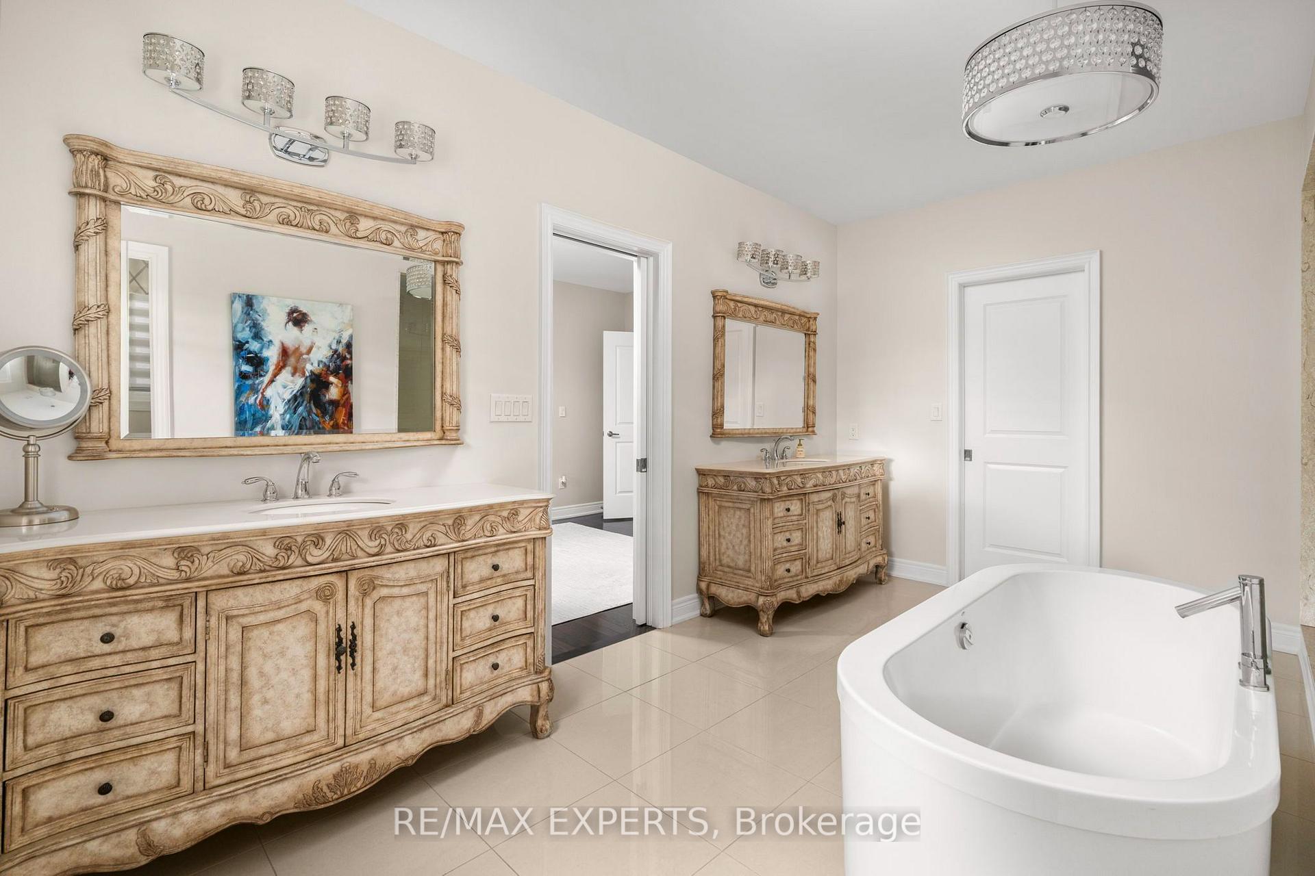 Photo 33 of 16 Thomas Noble Court, King, Nobleton — HOMEH