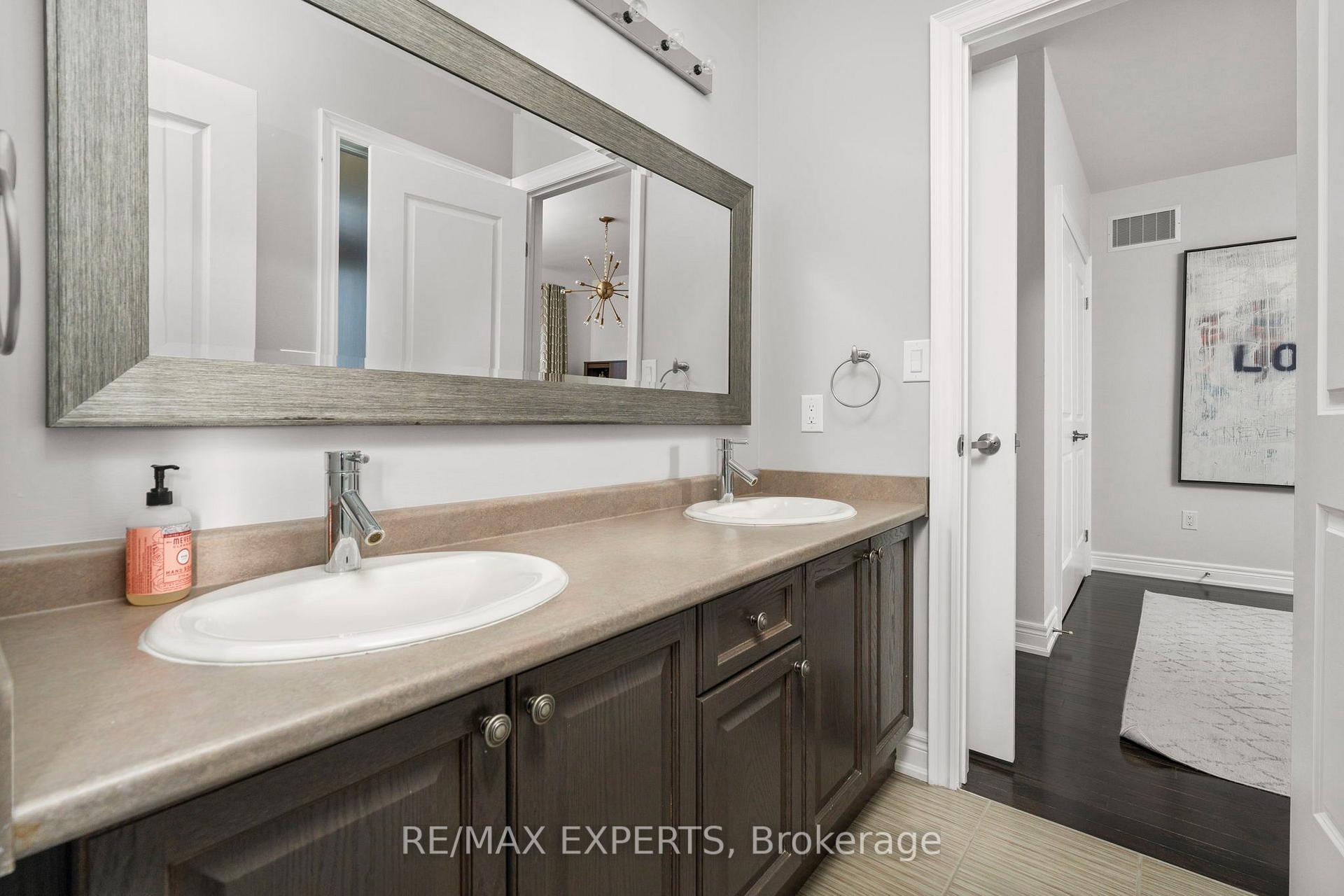 Photo 36 of 16 Thomas Noble Court, King, Nobleton — HOMEH