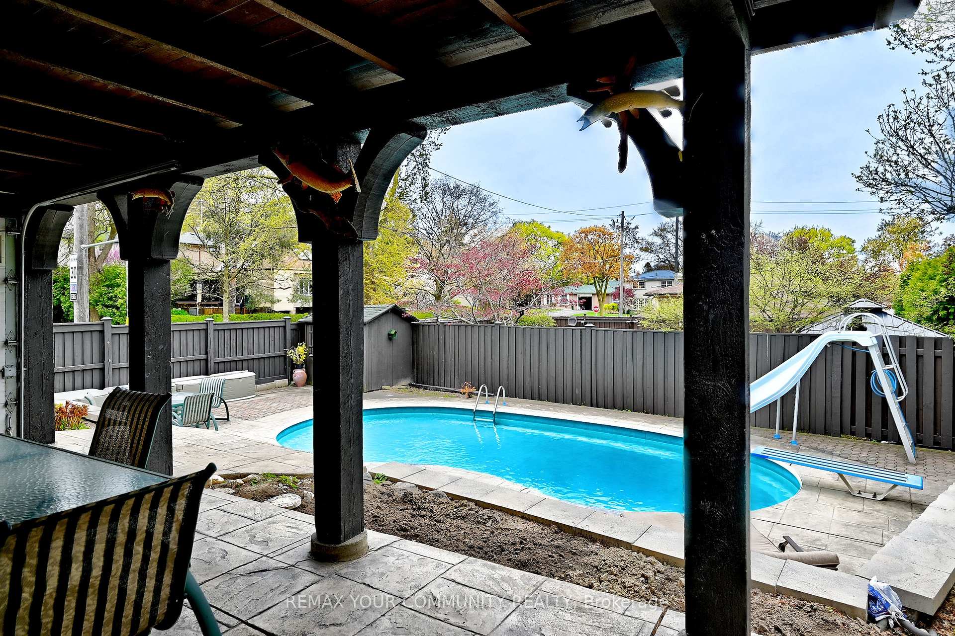 Photo 29 of 39 Prattley Drive, North York, Don Valley Village — HOMEH