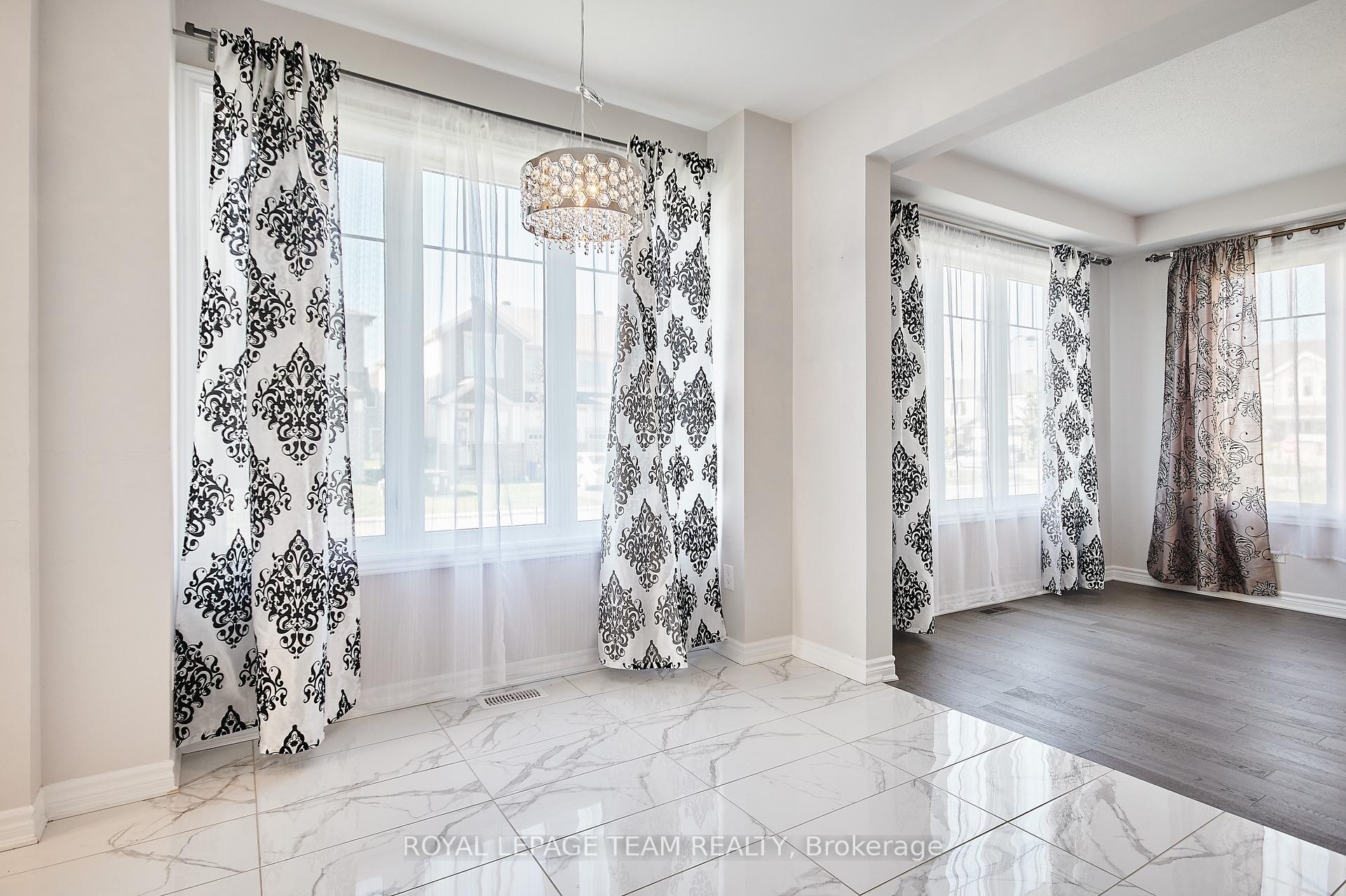 Photo 8 of 221 Merak Way, Ottawa, Barrhaven - Half Moon Bay — HOMEH
