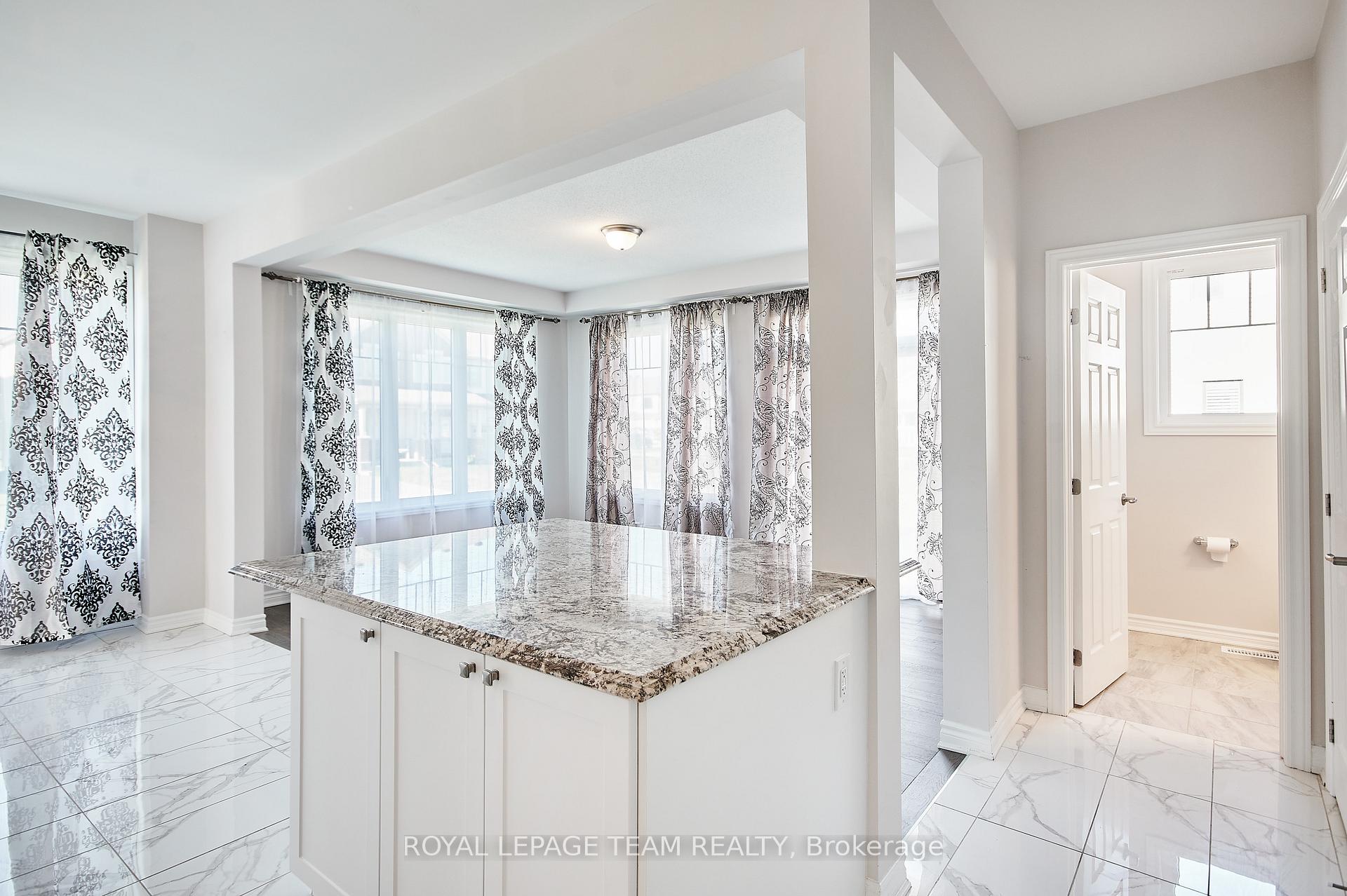 Photo 14 of 221 Merak Way, Ottawa, Barrhaven - Half Moon Bay — HOMEH