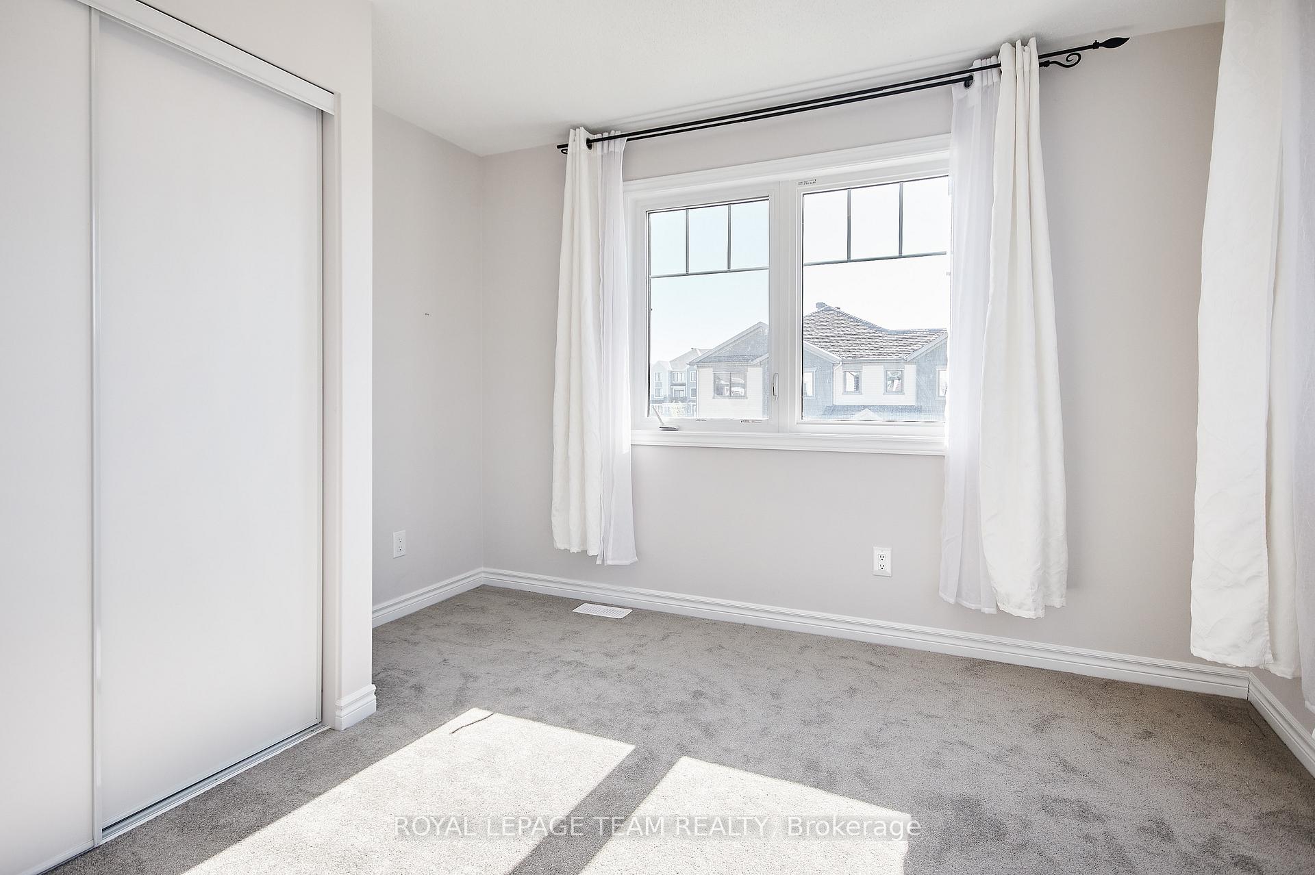 Photo 27 of 221 Merak Way, Ottawa, Barrhaven - Half Moon Bay — HOMEH