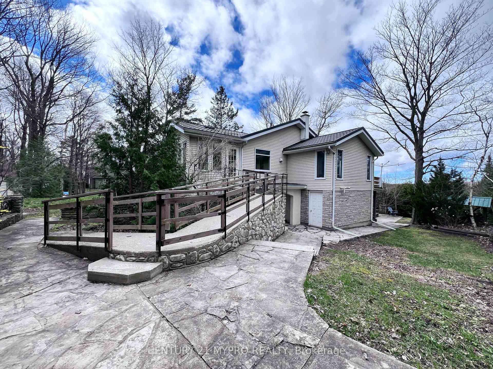 Photo 7 of 66 Moore Street, Northern Bruce Peninsula — HOMEH