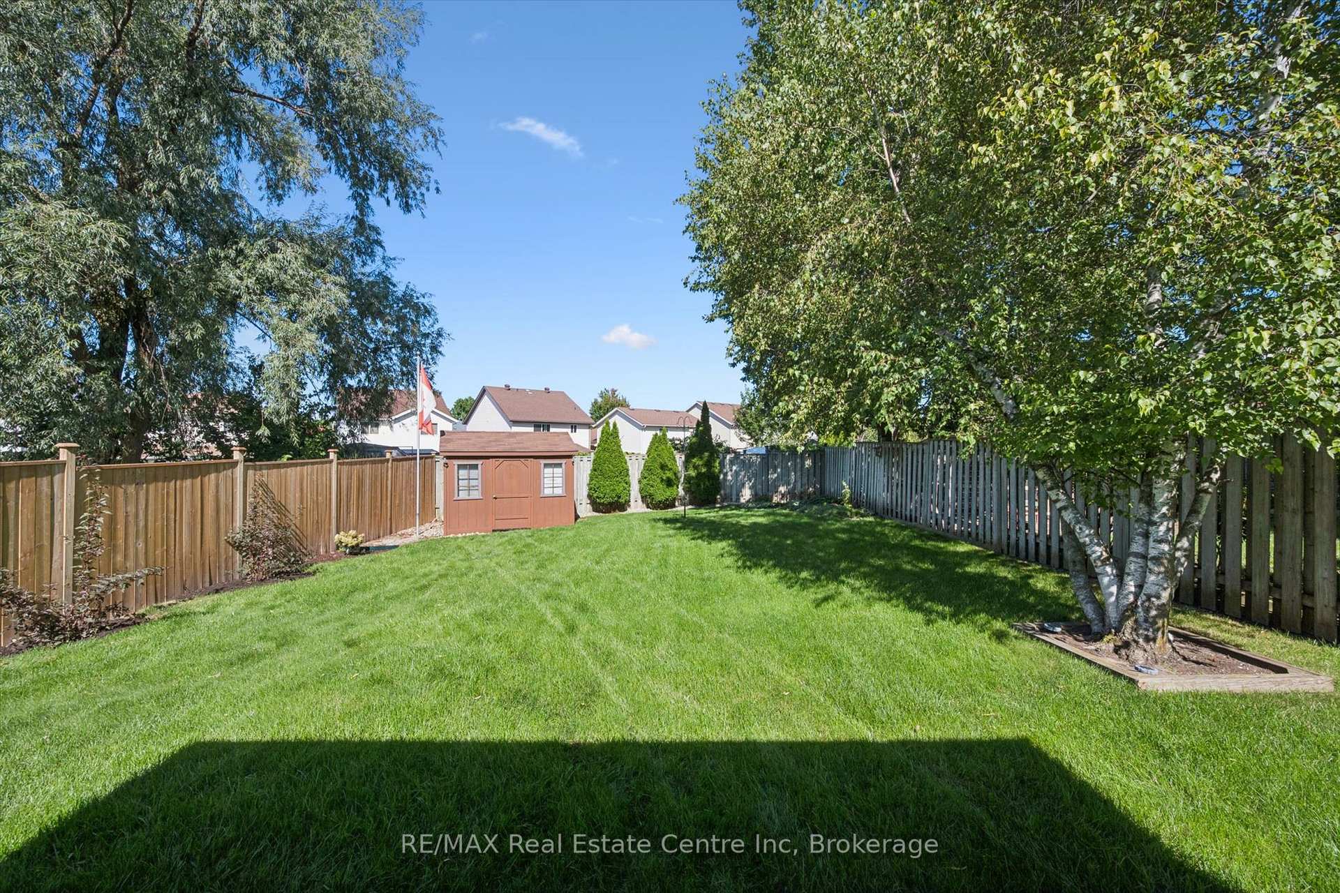 Photo 25 of 48 Abbeywood Crescent, Guelph, Willow West/Sugarbush/West Acres — HOMEH