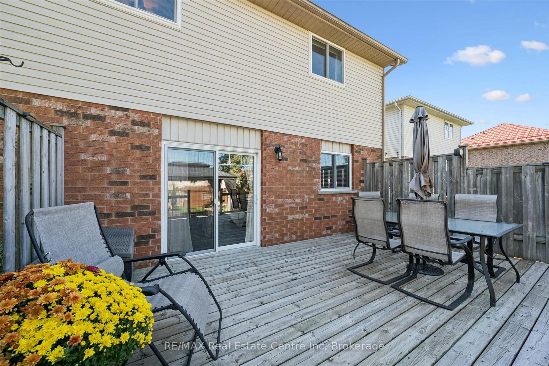 Photo 29 of 48 Abbeywood Crescent, Guelph, Willow West/Sugarbush/West Acres — HOMEH