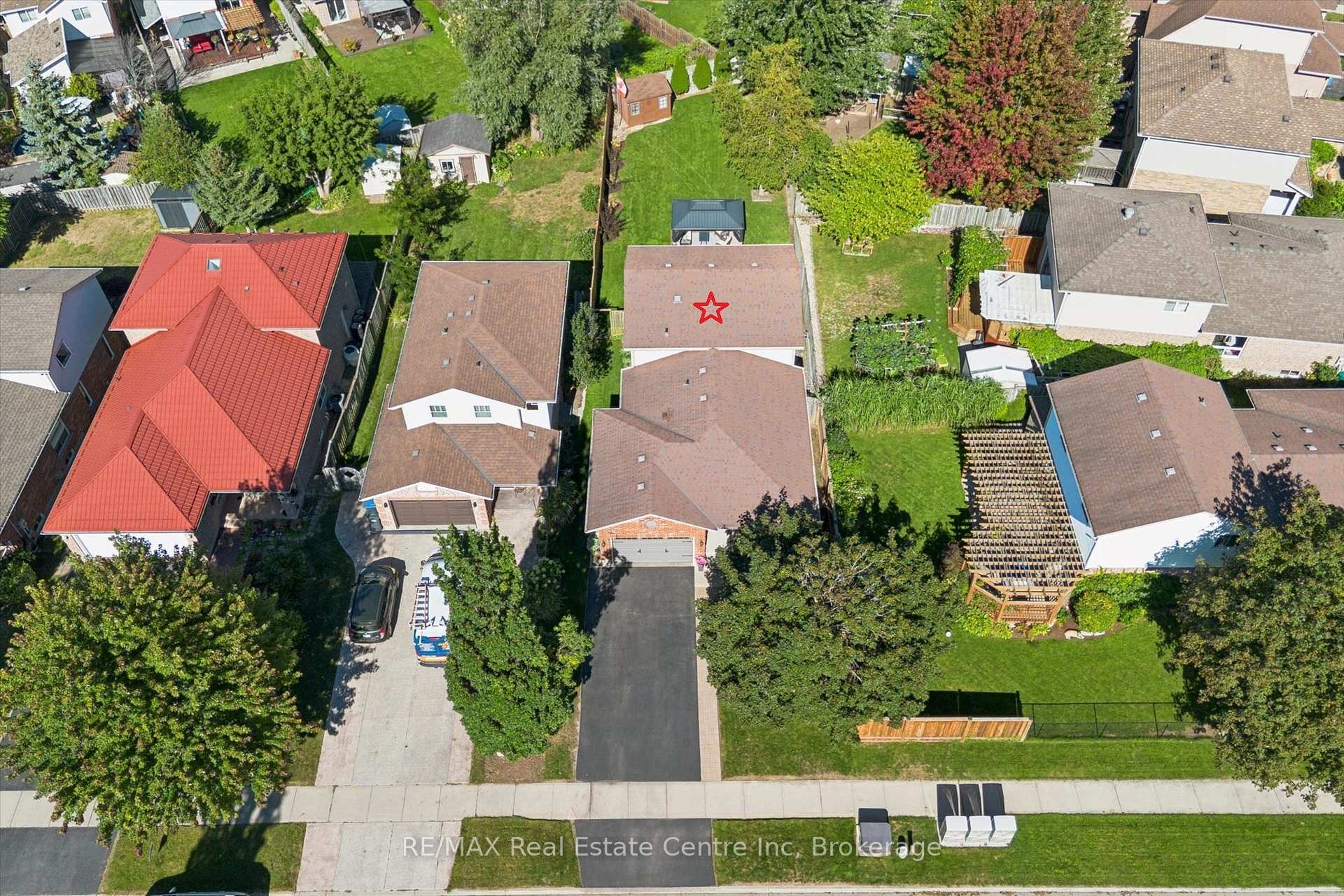 Photo 35 of 48 Abbeywood Crescent, Guelph, Willow West/Sugarbush/West Acres — HOMEH