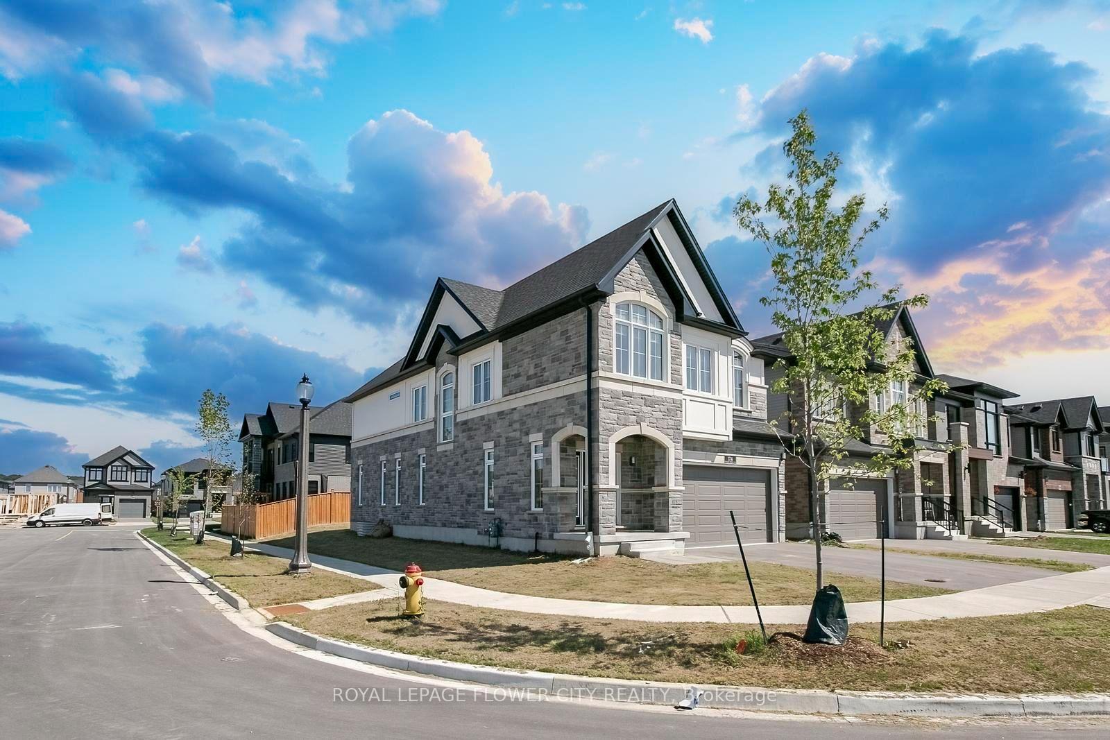 Photo 2 of 174 Shaded Creek Drive, Kitchener — HOMEH