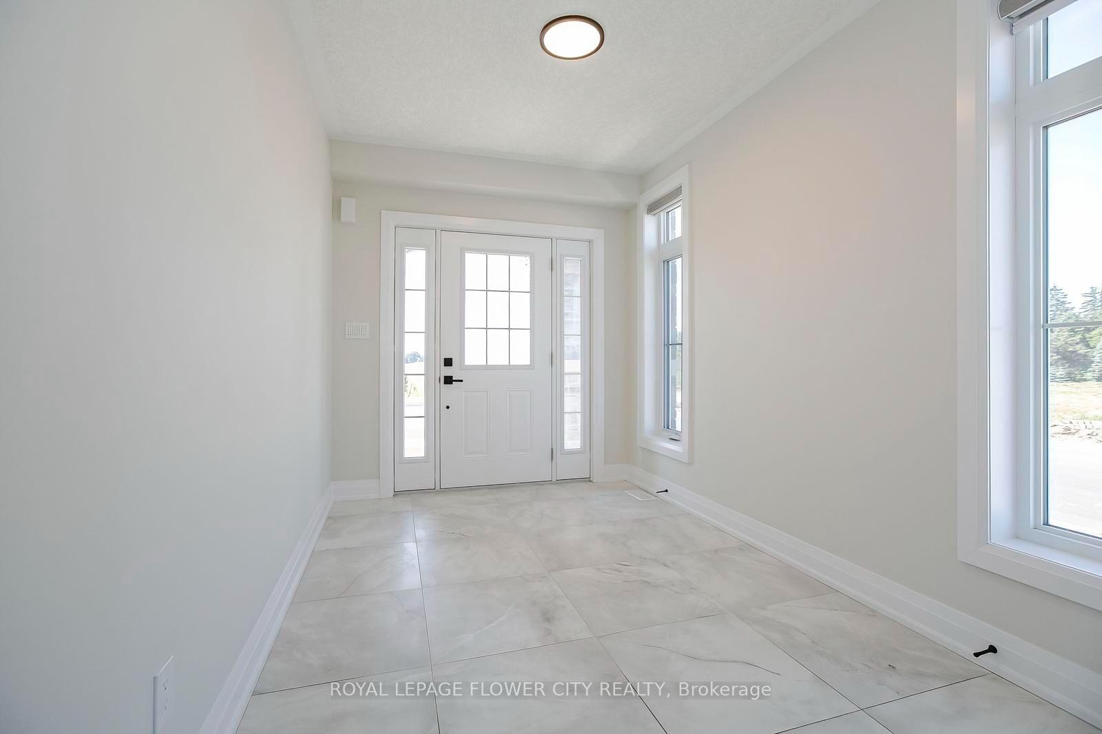 Photo 3 of 174 Shaded Creek Drive, Kitchener — HOMEH