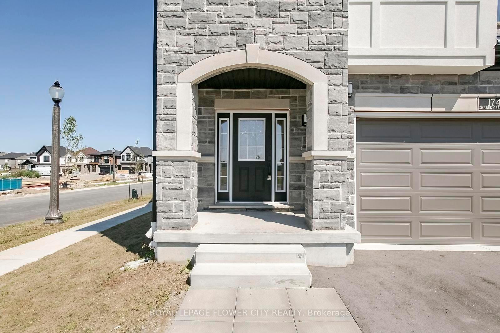 Photo 4 of 174 Shaded Creek Drive, Kitchener — HOMEH
