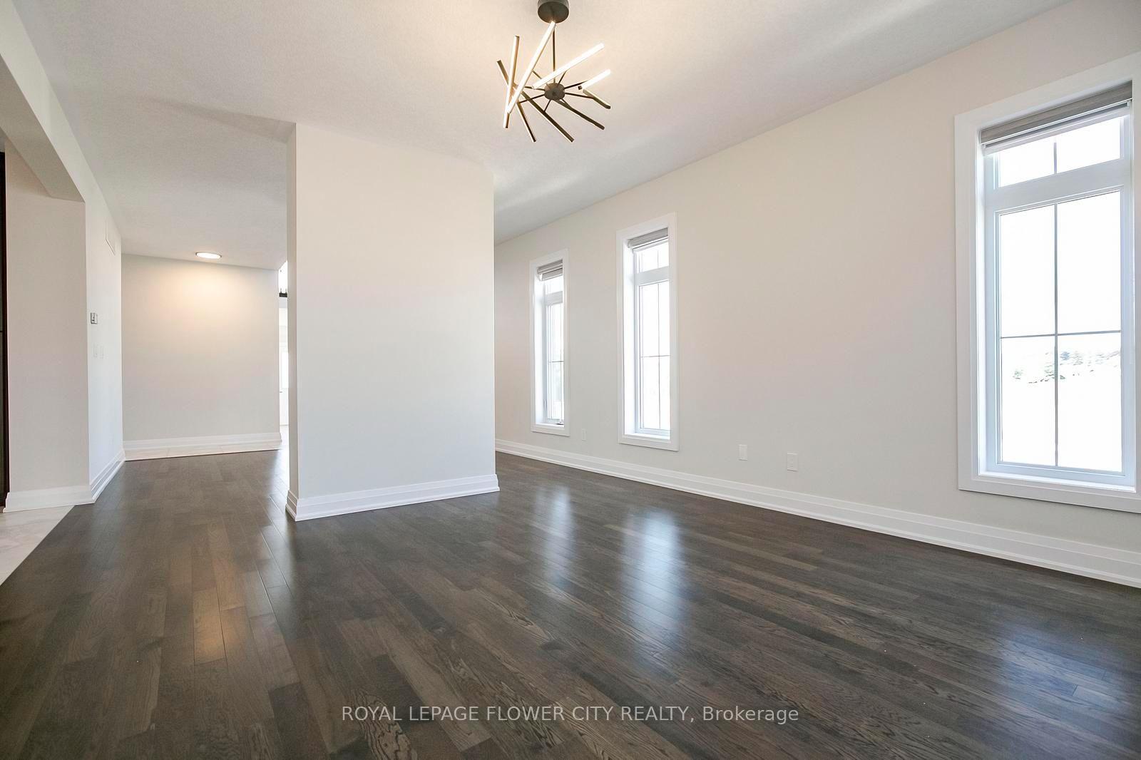 Photo 11 of 174 Shaded Creek Drive, Kitchener — HOMEH