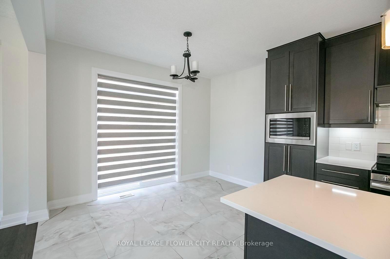 Photo 13 of 174 Shaded Creek Drive, Kitchener — HOMEH