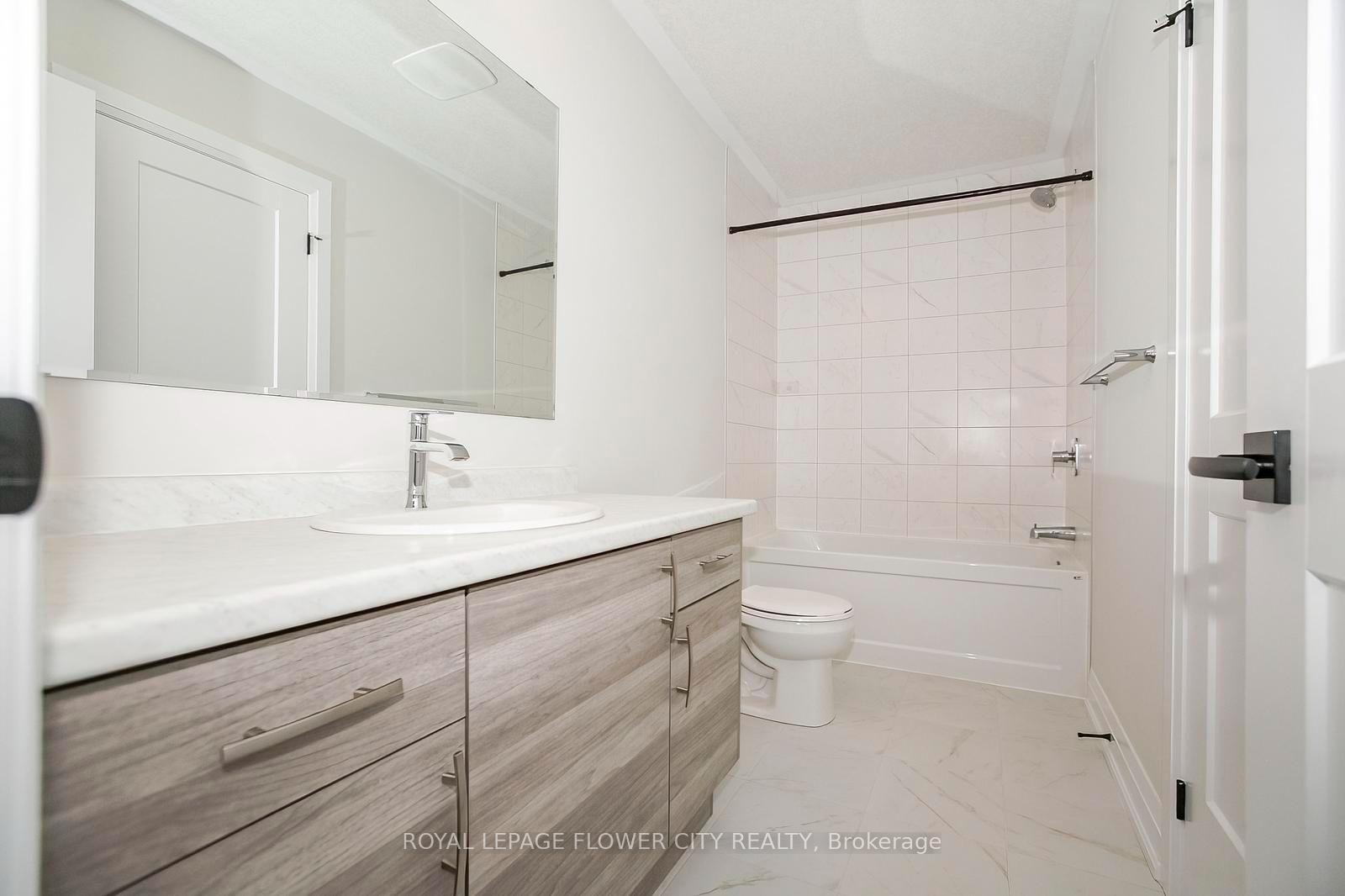 Photo 36 of 174 Shaded Creek Drive, Kitchener — HOMEH