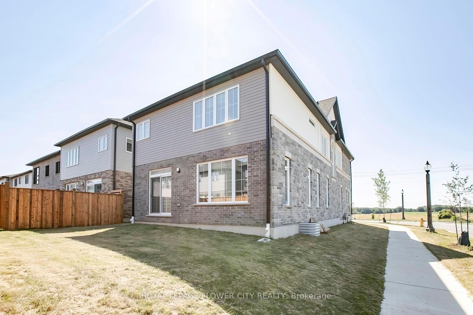 Photo 37 of 174 Shaded Creek Drive, Kitchener — HOMEH