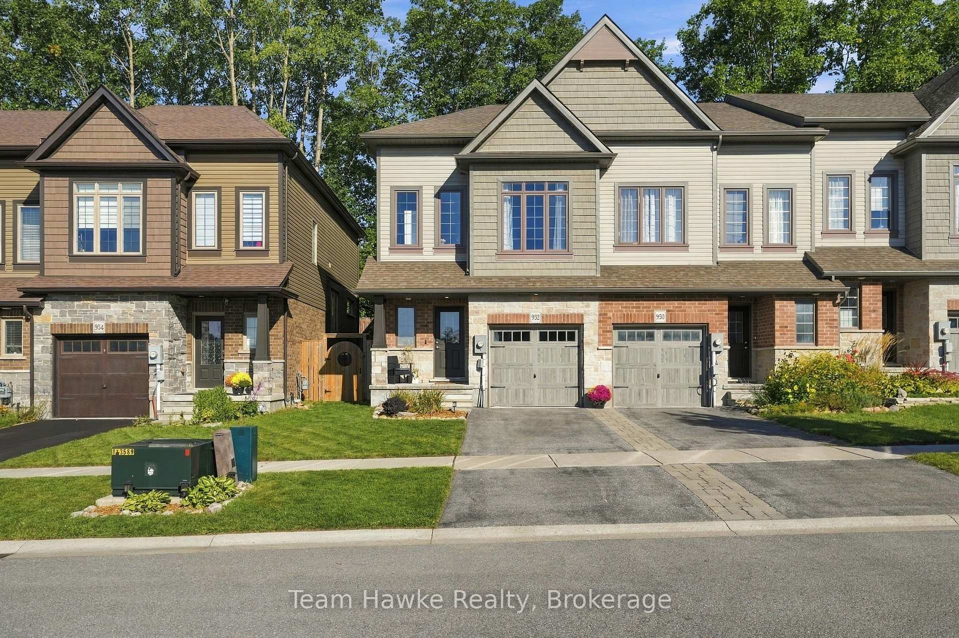 Photo of 952 Cook Drive