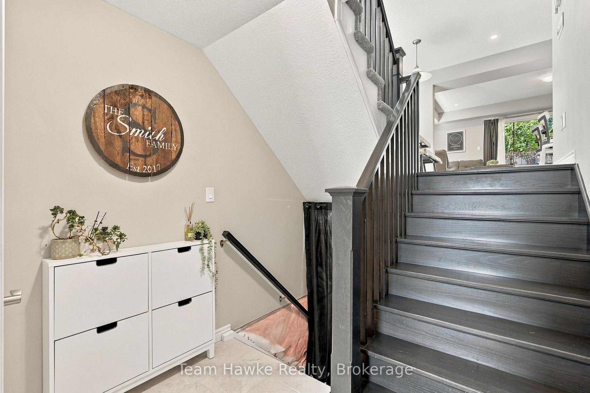 Photo 7 of 952 Cook Drive, Midland — HOMEH
