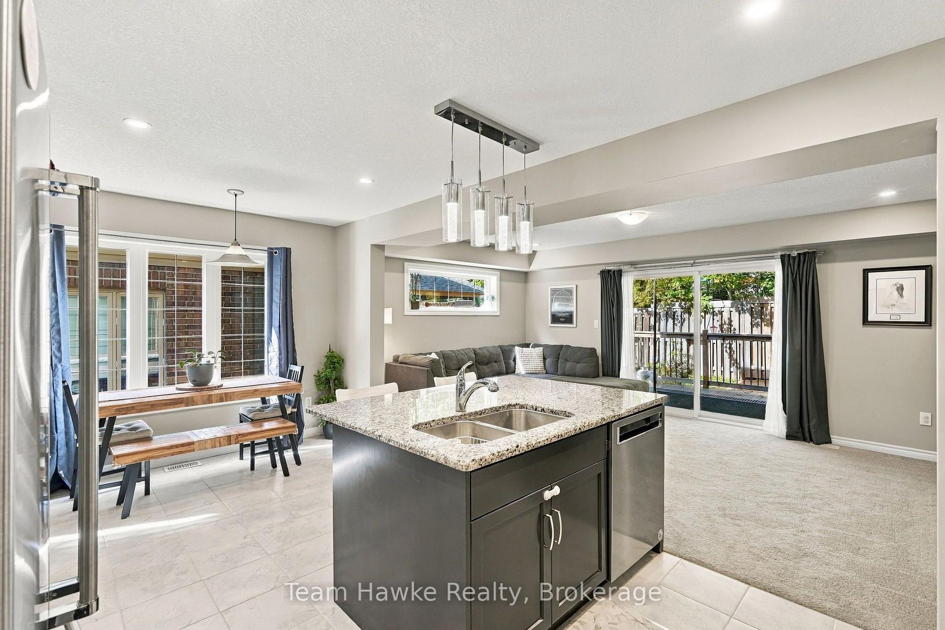Photo 10 of 952 Cook Drive, Midland — HOMEH