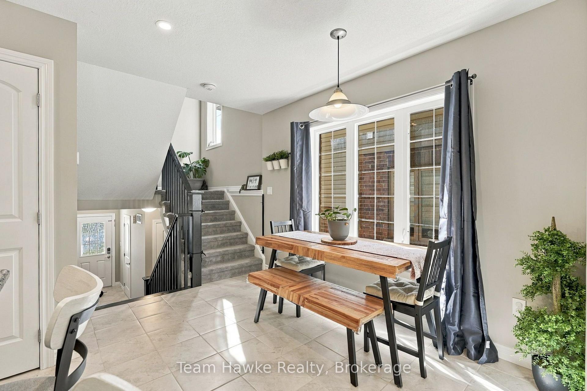 Photo 15 of 952 Cook Drive, Midland — HOMEH