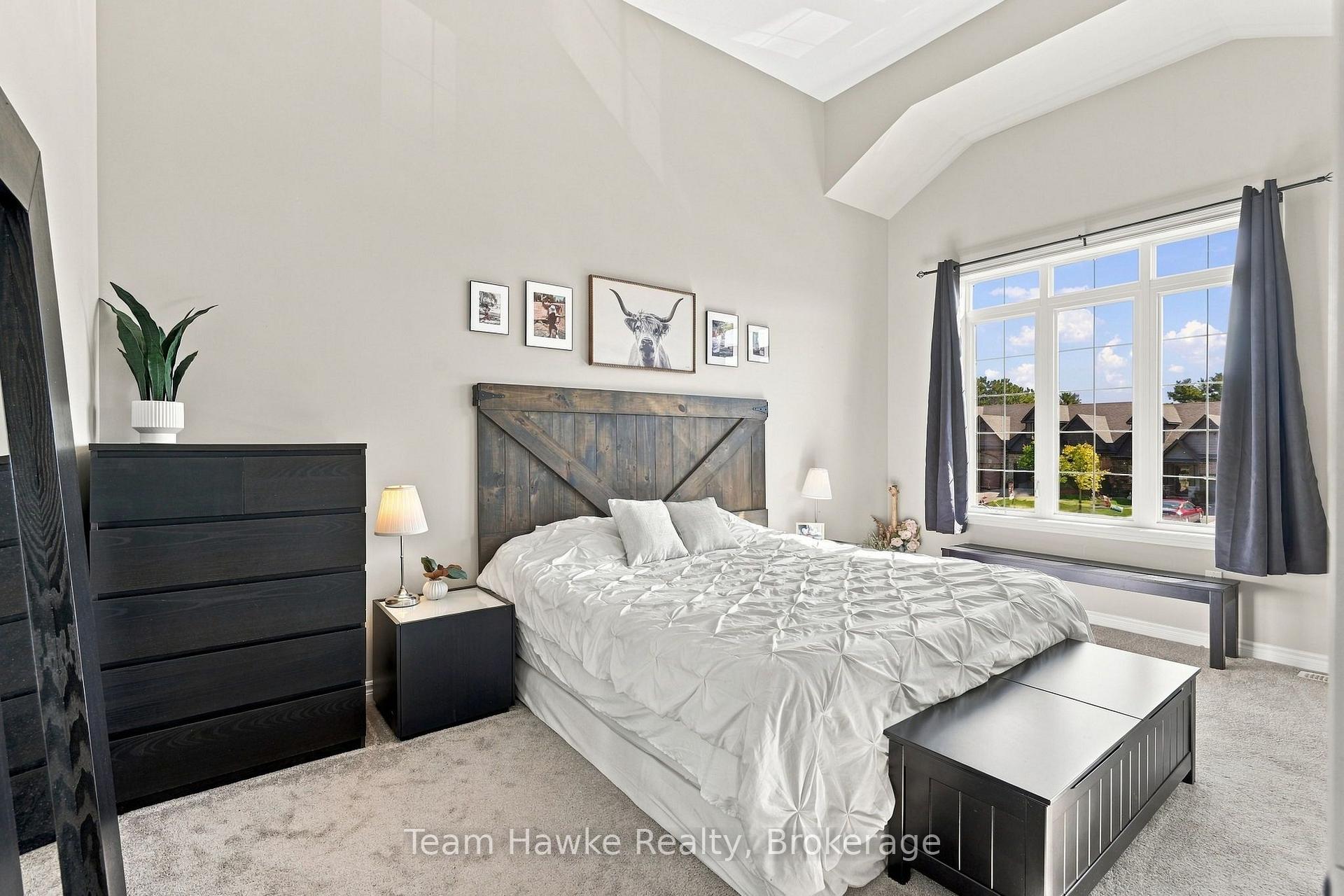 Photo 17 of 952 Cook Drive, Midland — HOMEH