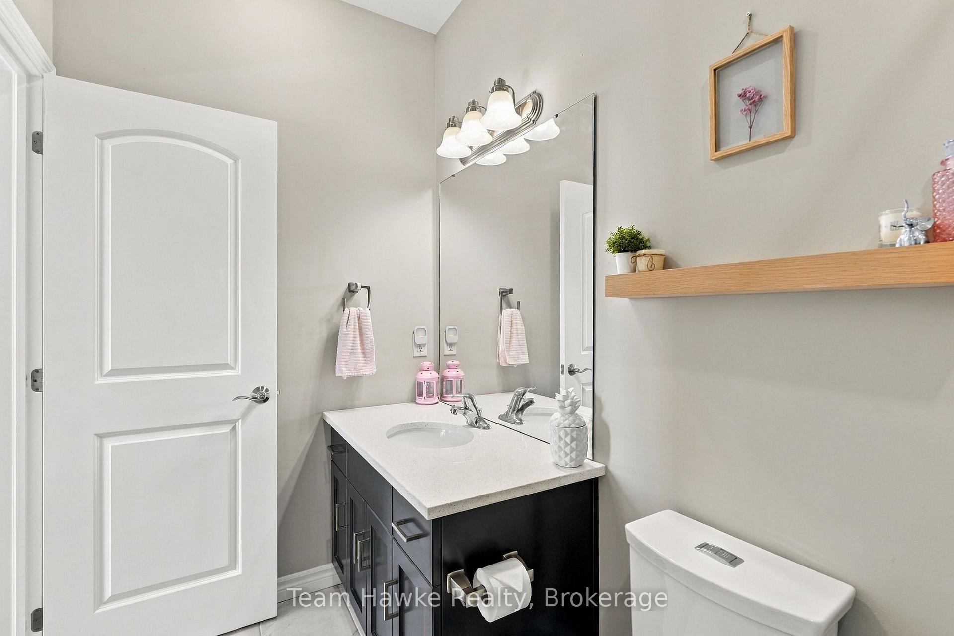 Photo 21 of 952 Cook Drive, Midland — HOMEH