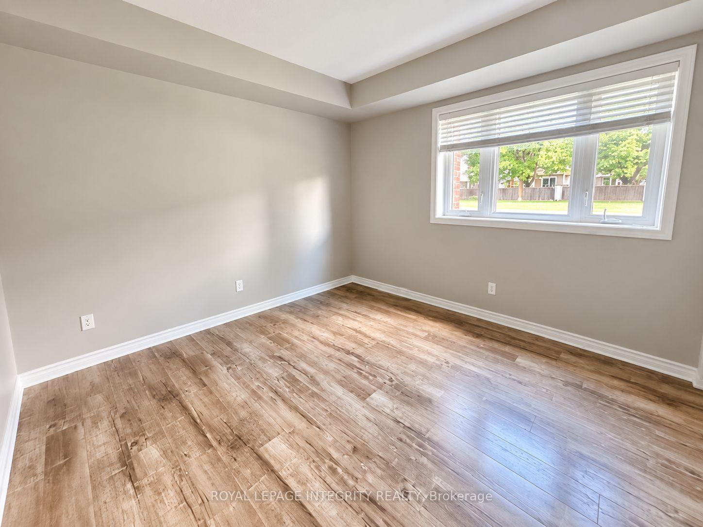 Photo 10 of Unit A, 173 Crestway Drive, Ottawa, Barrhaven East — HOMEH