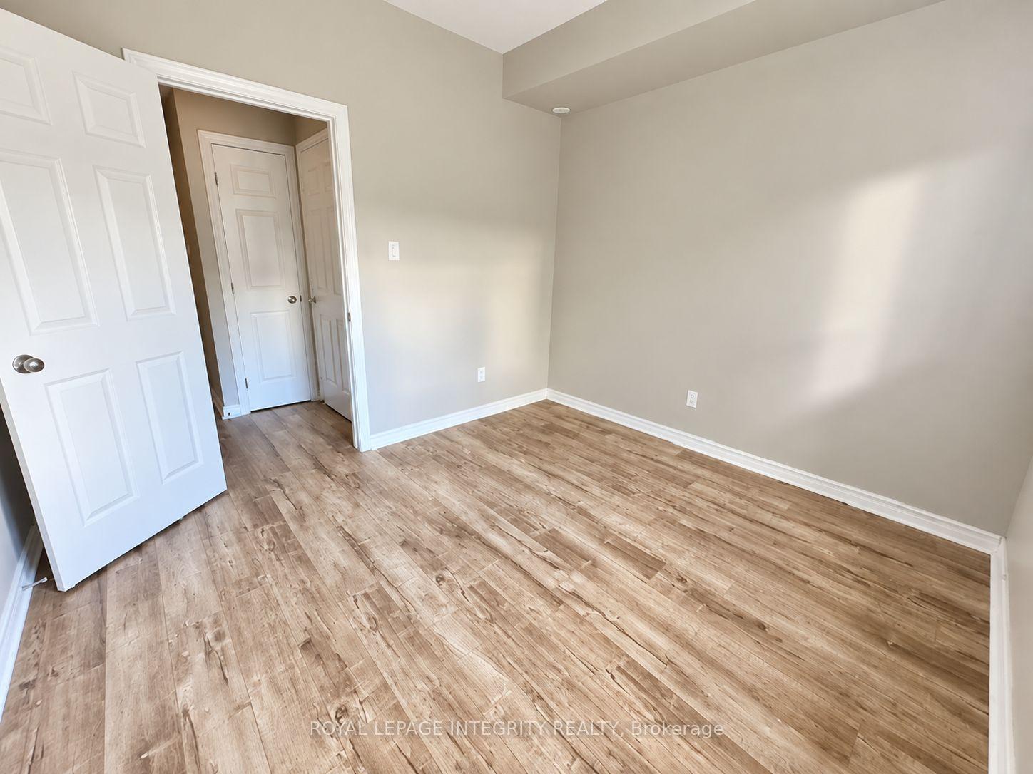 Photo 15 of Unit A, 173 Crestway Drive, Ottawa, Barrhaven East — HOMEH