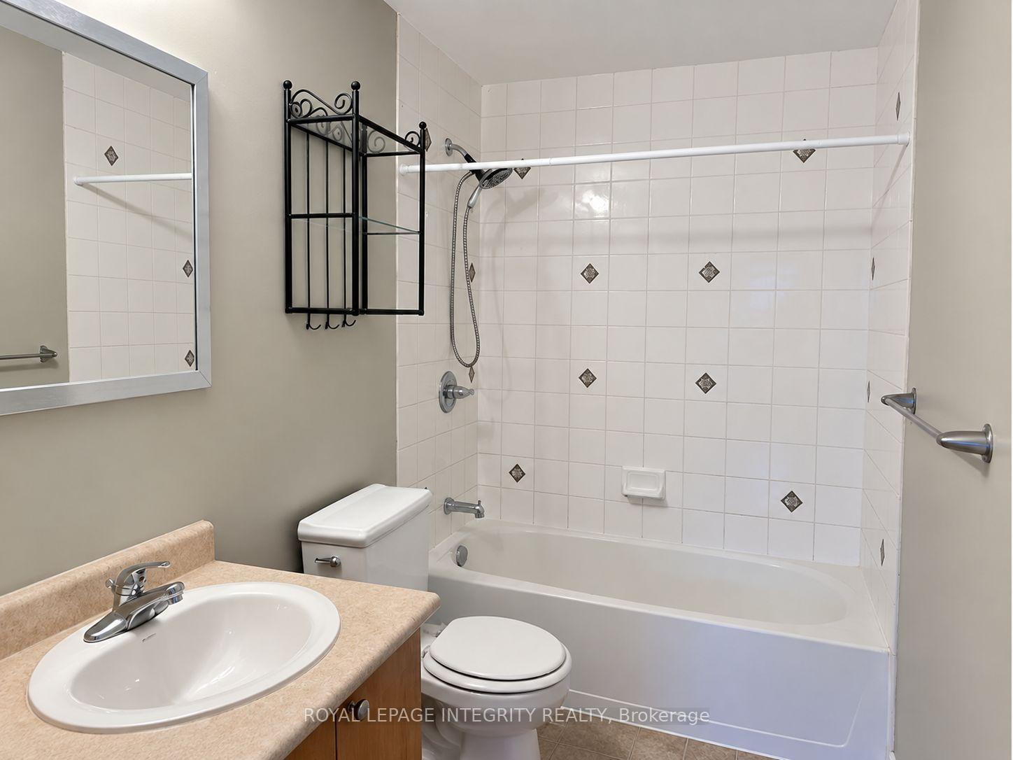 Photo 16 of Unit A, 173 Crestway Drive, Ottawa, Barrhaven East — HOMEH