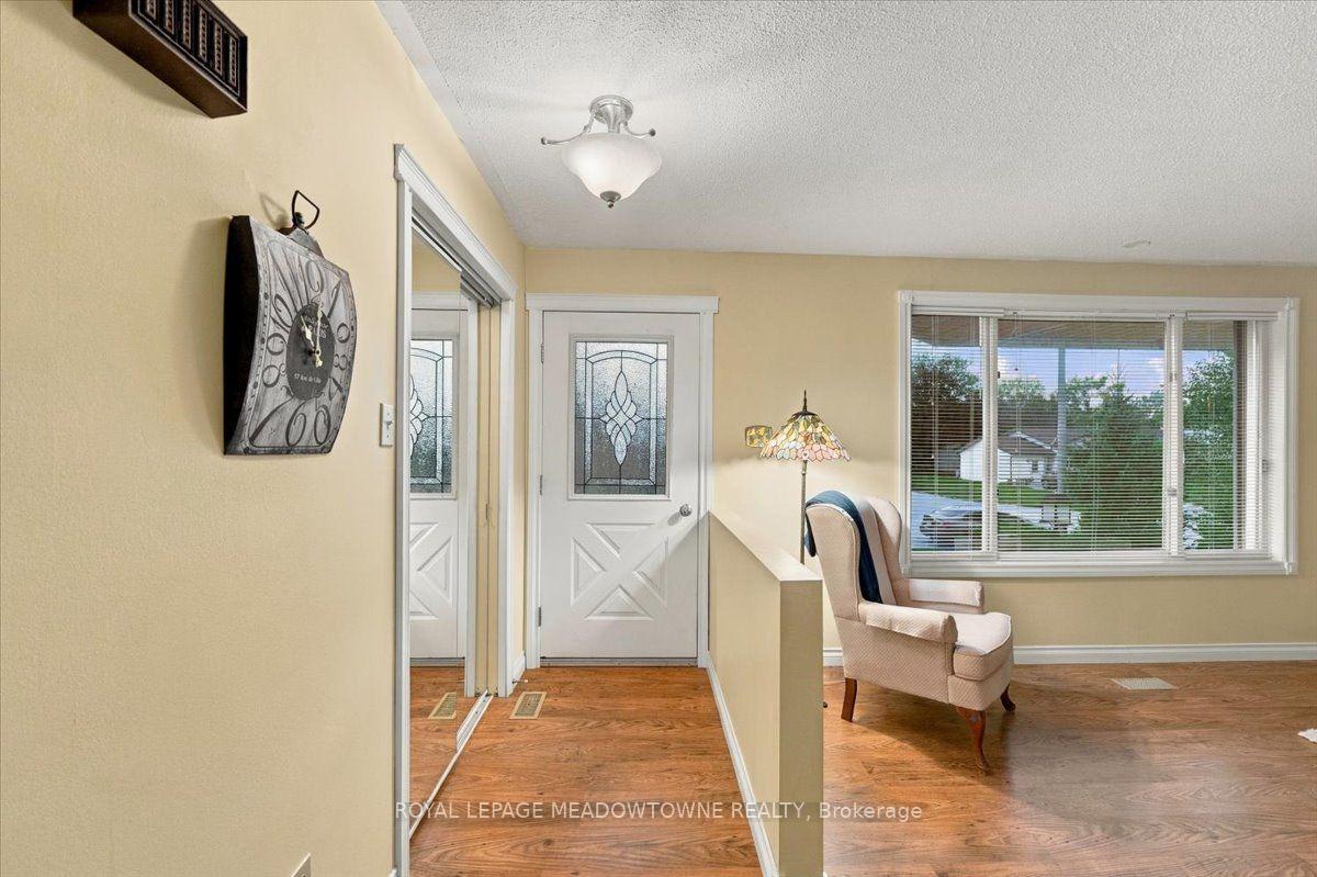 Photo 4 of 137 Orchard Drive, Blue Mountains — HOMEH