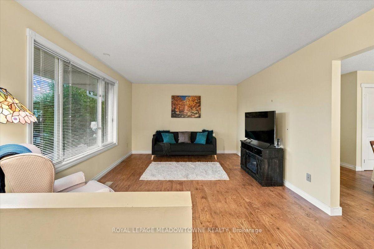 Photo 6 of 137 Orchard Drive, Blue Mountains — HOMEH